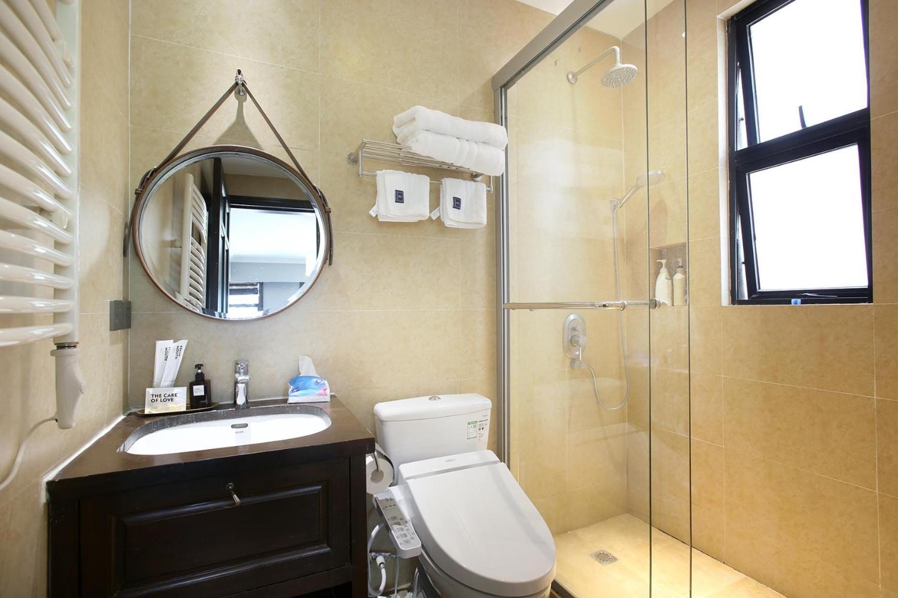 Shanghai Downtown Hills Boutique Guesthouse - Near Metro Line 7, Exit 3, Changping Road Rum bild
