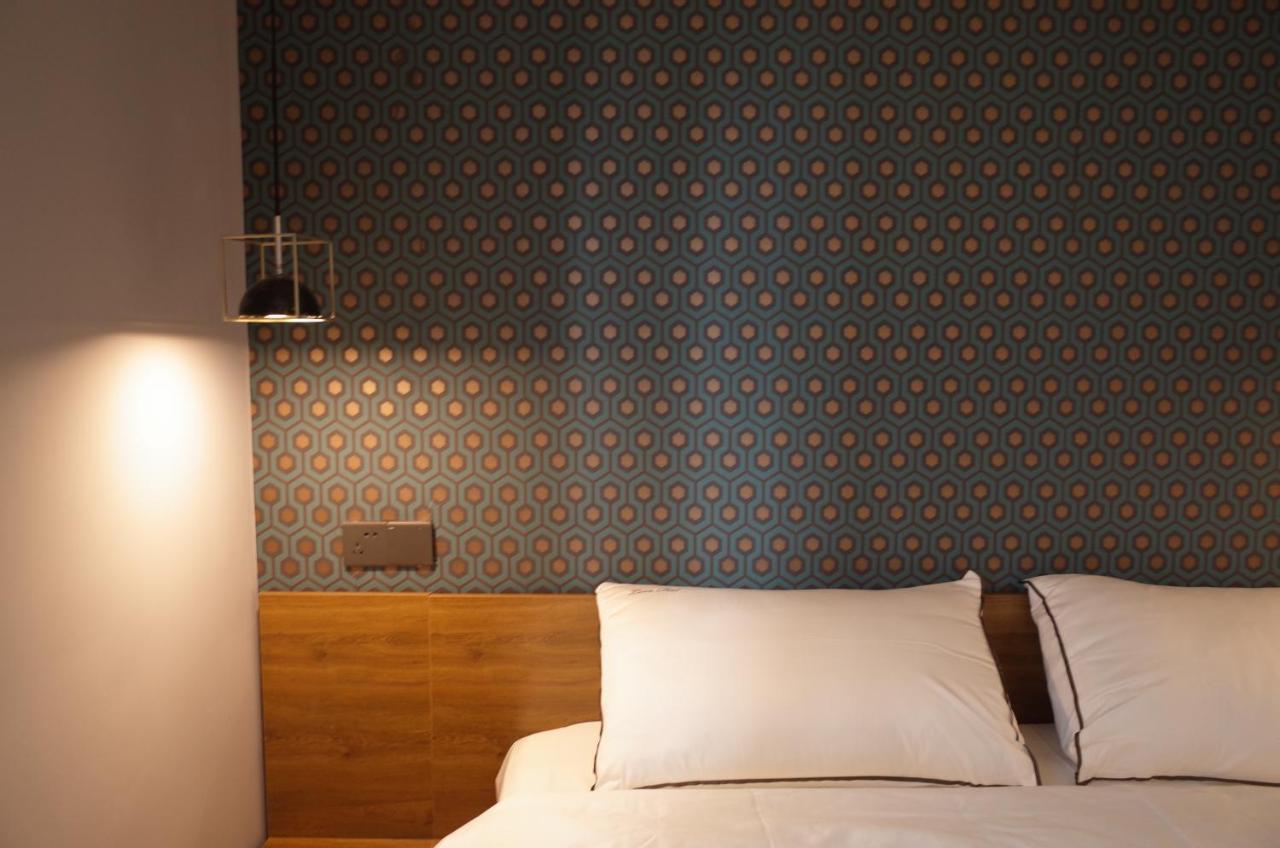 Shanghai Downtown Hills Boutique Guesthouse - Near Metro Line 7, Exit 3, Changping Road Exteriör bild